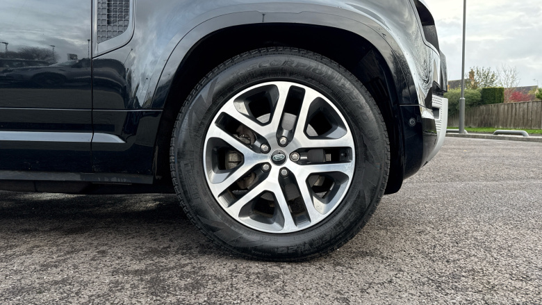 Land Rover Defender 3.0 D250 XS Edition 110 5dr Auto Diesel Estate